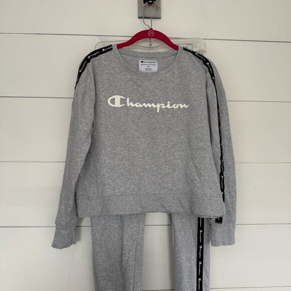 Champion Women’s Small Grey Logo 2 Piece Set - Picture 1 of 11